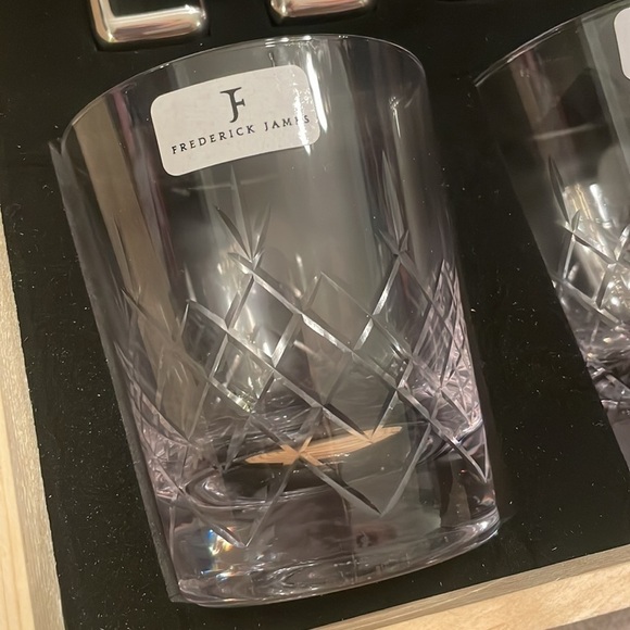 Brand New "World's Best Dad" Whiskey Glass Gift Set Wooden Engraved Box Stones - Picture 8 of 16